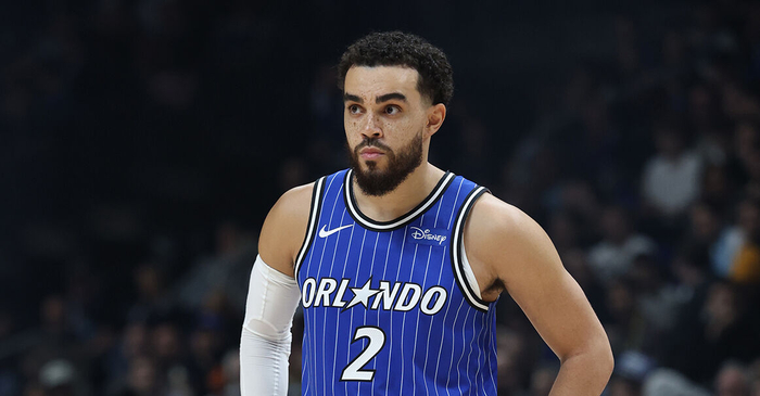 开云app-Sidery：魔术正在兜售泰厄斯-琼斯700万美元的到期合同|北京|奥兰多魔术队|泰厄斯·琼斯|nba|NBA_新浪体育_新浪新闻