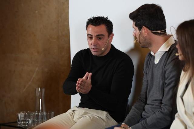 开云app-拉总突然放话给哈维续约，哈维配不配？